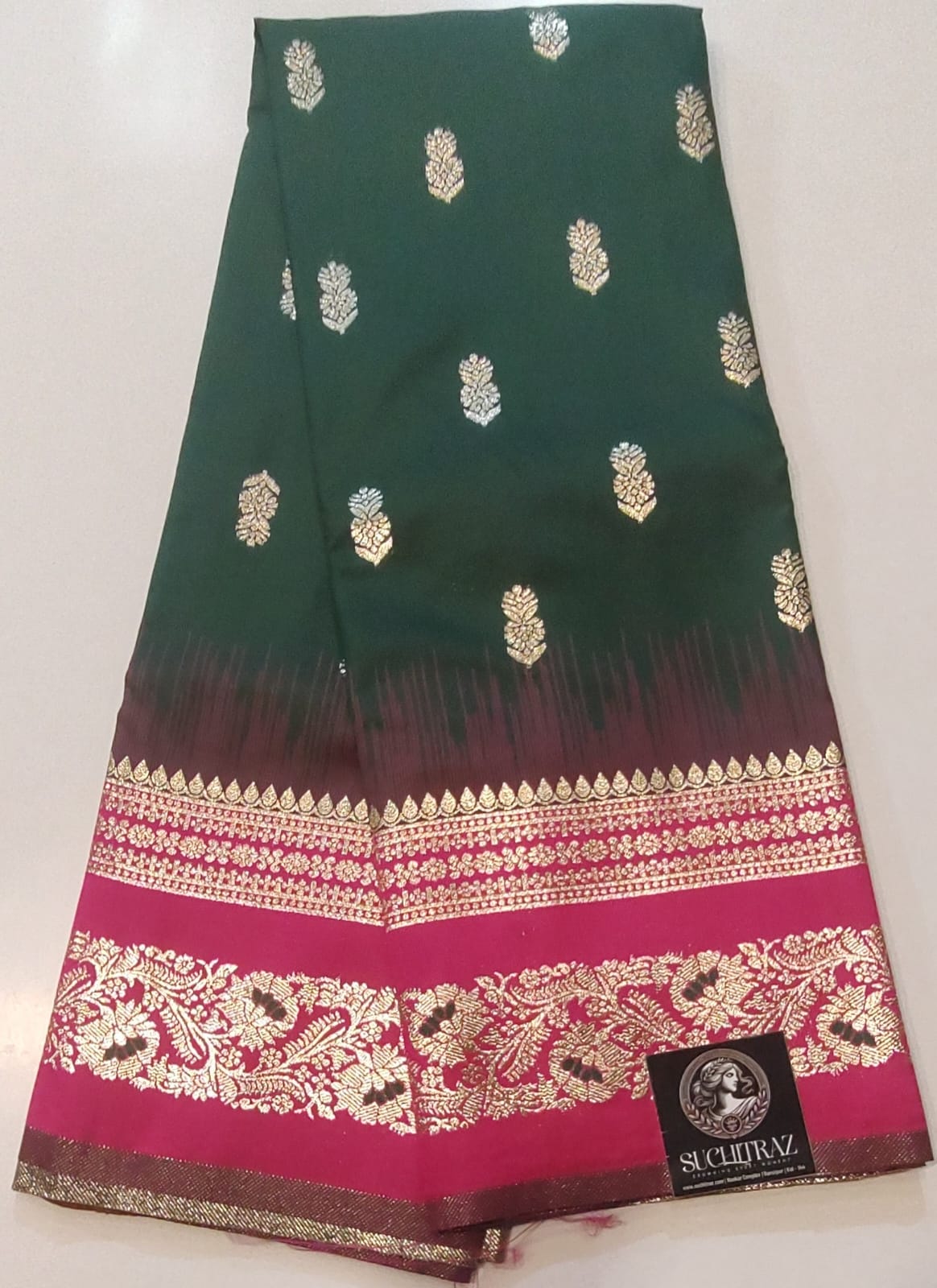 kanjivaram dark green with rani kanjivaram dark green with rani